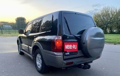 Mitsubishi Pajero III рестайлинг, 2004 год, 750 000 рублей, 2 фотография