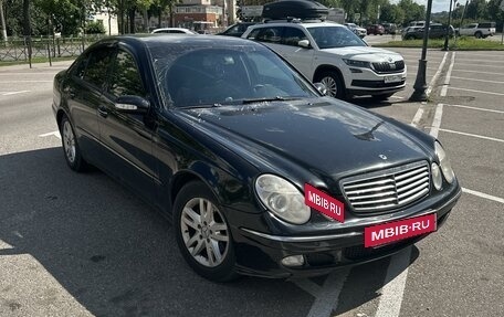 Mercedes-Benz E-Класс, 2002 год, 950 000 рублей, 2 фотография