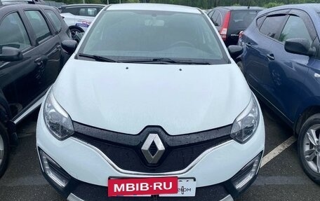 Renault Kaptur I рестайлинг, 2017 год, 1 640 000 рублей, 2 фотография