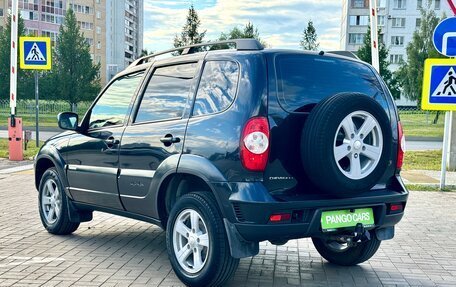 Chevrolet Niva I рестайлинг, 2016 год, 757 000 рублей, 5 фотография