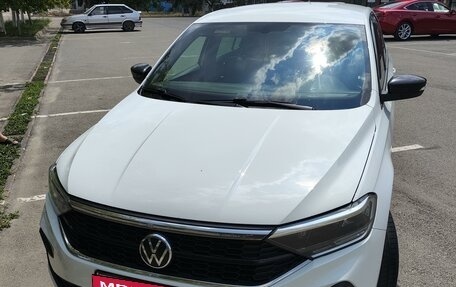 Volkswagen Polo VI (EU Market), 2022 год, 1 800 000 рублей, 3 фотография