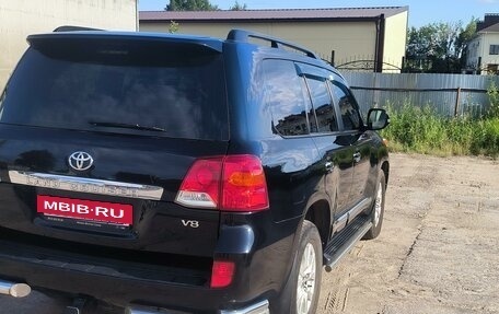 Toyota Land Cruiser 200, 2012 год, 2 750 000 рублей, 6 фотография