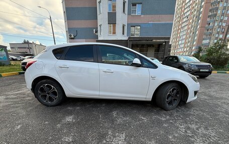 Opel Astra J, 2014 год, 960 000 рублей, 4 фотография