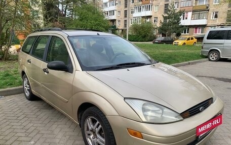 Ford Focus IV, 2001 год, 390 000 рублей, 2 фотография