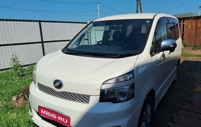 Toyota Voxy II, 2011 год, 1 720 000 рублей, 1 фотография