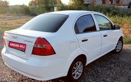 Chevrolet Aveo III, 2011 год, 715 000 рублей, 4 фотография