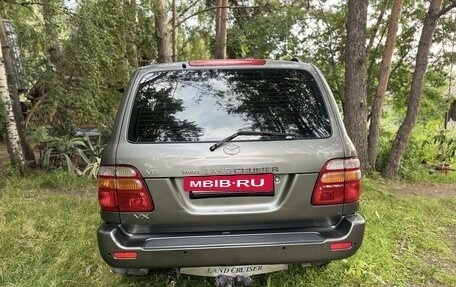 Toyota Land Cruiser 100 рестайлинг 2, 1998 год, 1 650 000 рублей, 4 фотография