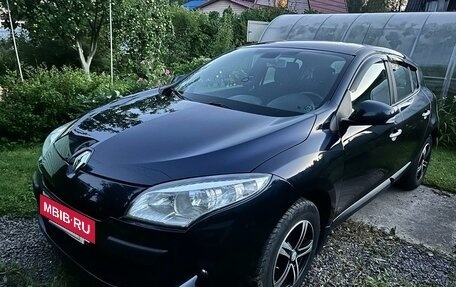 Renault Megane III, 2012 год, 915 000 рублей, 3 фотография