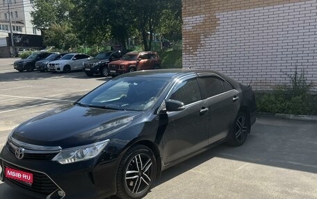 Toyota Camry, 2017 год, 2 025 000 рублей, 1 фотография