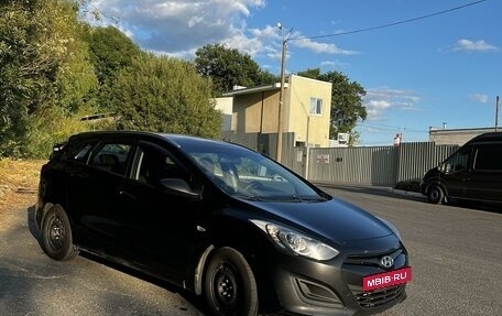 Hyundai i30 II рестайлинг, 2012 год, 890 000 рублей, 3 фотография