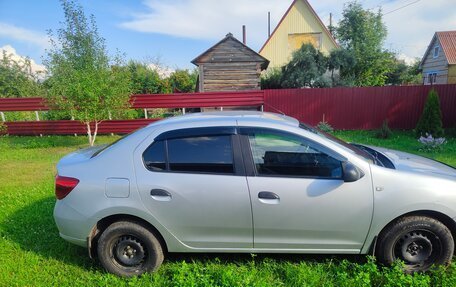 Renault Logan II, 2016 год, 770 000 рублей, 2 фотография