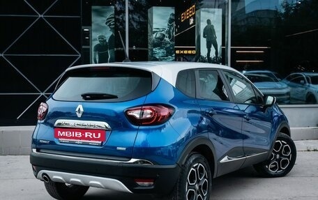 Renault Kaptur I рестайлинг, 2020 год, 1 800 000 рублей, 5 фотография