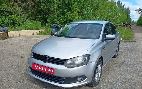 Volkswagen Polo VI (EU Market), 2013 год, 620 000 рублей, 1 фотография