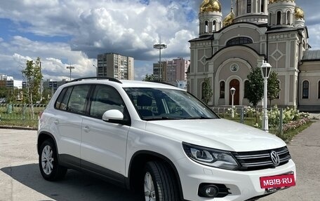 Volkswagen Tiguan I, 2012 год, 1 690 000 рублей, 2 фотография