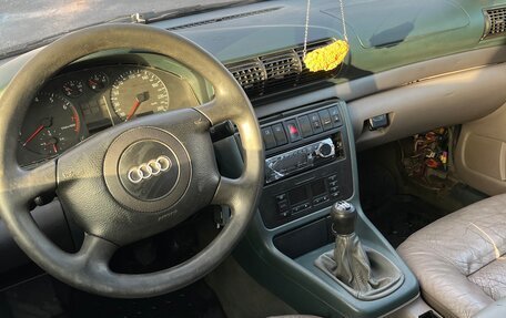 Audi A4, 1998 год, 320 000 рублей, 12 фотография