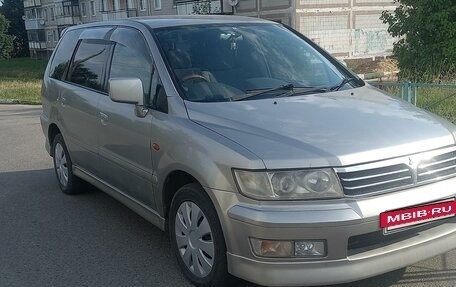 Mitsubishi Chariot III, 2001 год, 550 000 рублей, 2 фотография