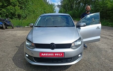 Volkswagen Polo VI (EU Market), 2013 год, 620 000 рублей, 4 фотография