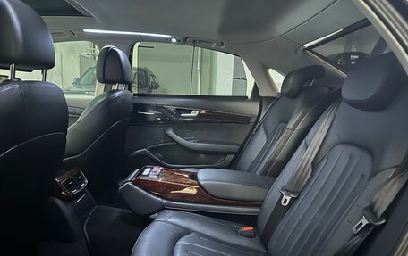 Audi A8, 2012 год, 2 300 000 рублей, 13 фотография