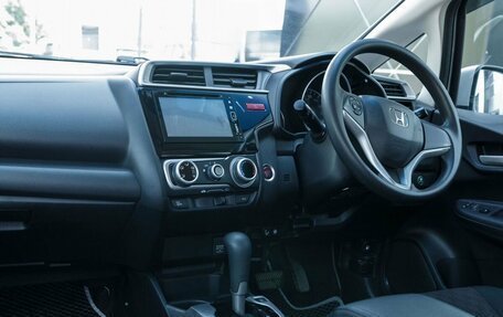 Honda Fit III, 2013 год, 1 100 000 рублей, 17 фотография