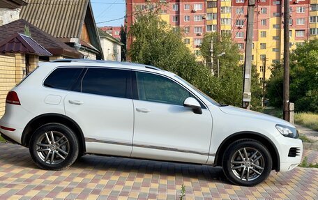 Volkswagen Touareg III, 2012 год, 2 149 000 рублей, 4 фотография