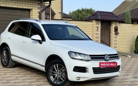 Volkswagen Touareg III, 2012 год, 2 149 000 рублей, 3 фотография