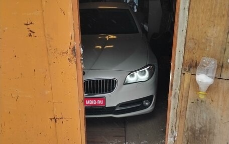 BMW 5 серия, 2015 год, 3 150 000 рублей, 2 фотография