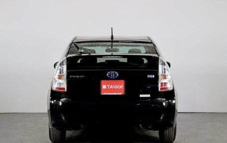 Toyota Prius, 2011 год, 1 448 000 рублей, 3 фотография