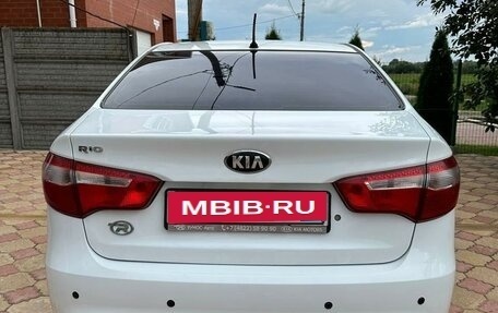 KIA Rio III рестайлинг, 2014 год, 990 000 рублей, 2 фотография