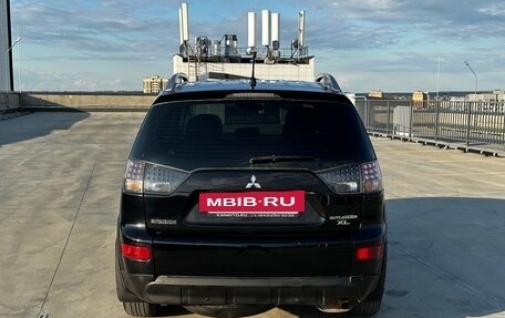 Mitsubishi Outlander III рестайлинг 3, 2008 год, 865 873 рублей, 3 фотография