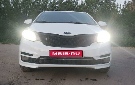 KIA Rio III рестайлинг, 2015 год, 570 000 рублей, 1 фотография