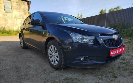 Chevrolet Cruze II, 2012 год, 999 000 рублей, 13 фотография