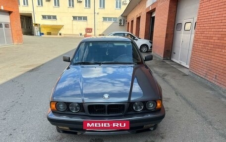 BMW 5 серия, 1991 год, 590 000 рублей, 2 фотография