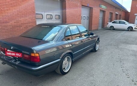 BMW 5 серия, 1991 год, 590 000 рублей, 6 фотография