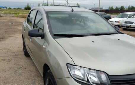 Renault Logan II, 2014 год, 600 000 рублей, 2 фотография