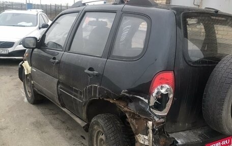 Chevrolet Niva I рестайлинг, 2011 год, 180 008 рублей, 2 фотография