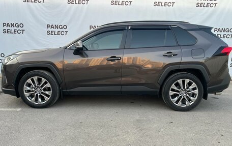 Toyota RAV4, 2021 год, 3 750 000 рублей, 5 фотография