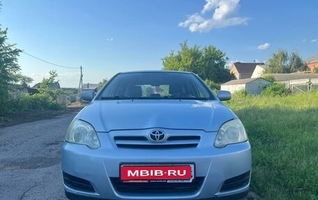 Toyota Corolla, 2004 год, 590 000 рублей, 1 фотография