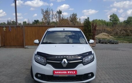 Renault Sandero II рестайлинг, 2015 год, 955 000 рублей, 1 фотография