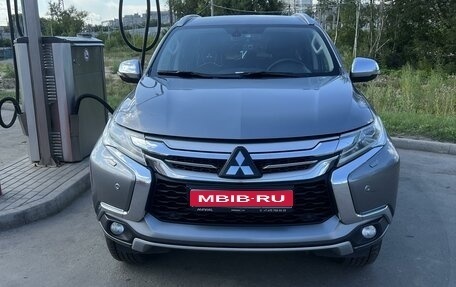 Mitsubishi Pajero Sport III рестайлинг, 2017 год, 3 200 000 рублей, 1 фотография