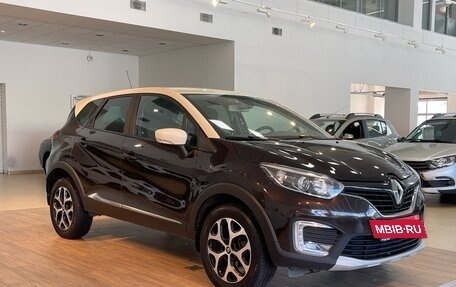 Renault Kaptur I рестайлинг, 2017 год, 1 579 000 рублей, 3 фотография