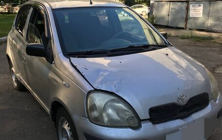 Toyota Yaris I рестайлинг, 1999 год, 165 000 рублей, 2 фотография