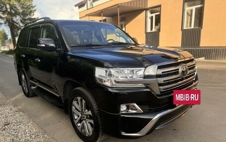 Toyota Land Cruiser 200, 2018 год, 7 450 000 рублей, 16 фотография