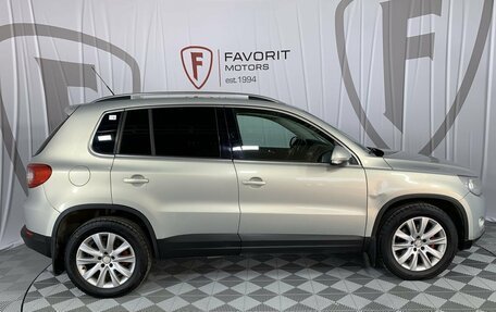 Volkswagen Tiguan I, 2010 год, 950 000 рублей, 4 фотография