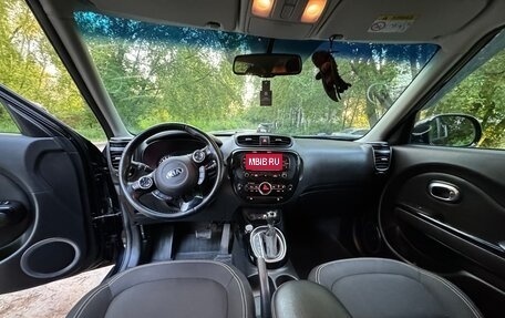 KIA Soul II рестайлинг, 2015 год, 1 300 000 рублей, 10 фотография