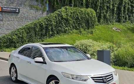 Honda Accord VIII рестайлинг, 2012 год, 1 799 000 рублей, 3 фотография