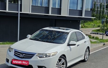 Honda Accord VIII рестайлинг, 2012 год, 1 799 000 рублей, 2 фотография