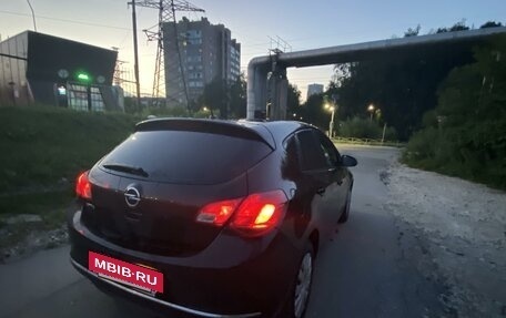 Opel Astra J, 2013 год, 995 000 рублей, 6 фотография