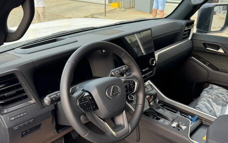 Lexus GX, 2024 год, 16 500 000 рублей, 19 фотография