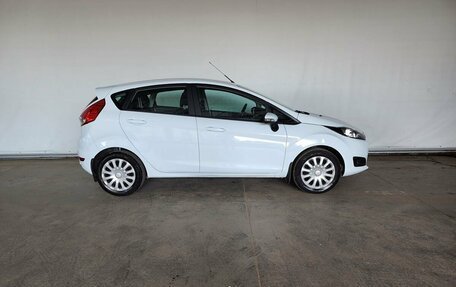 Ford Fiesta, 2016 год, 1 060 000 рублей, 8 фотография