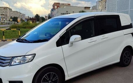 Honda Freed I, 2013 год, 1 280 000 рублей, 4 фотография